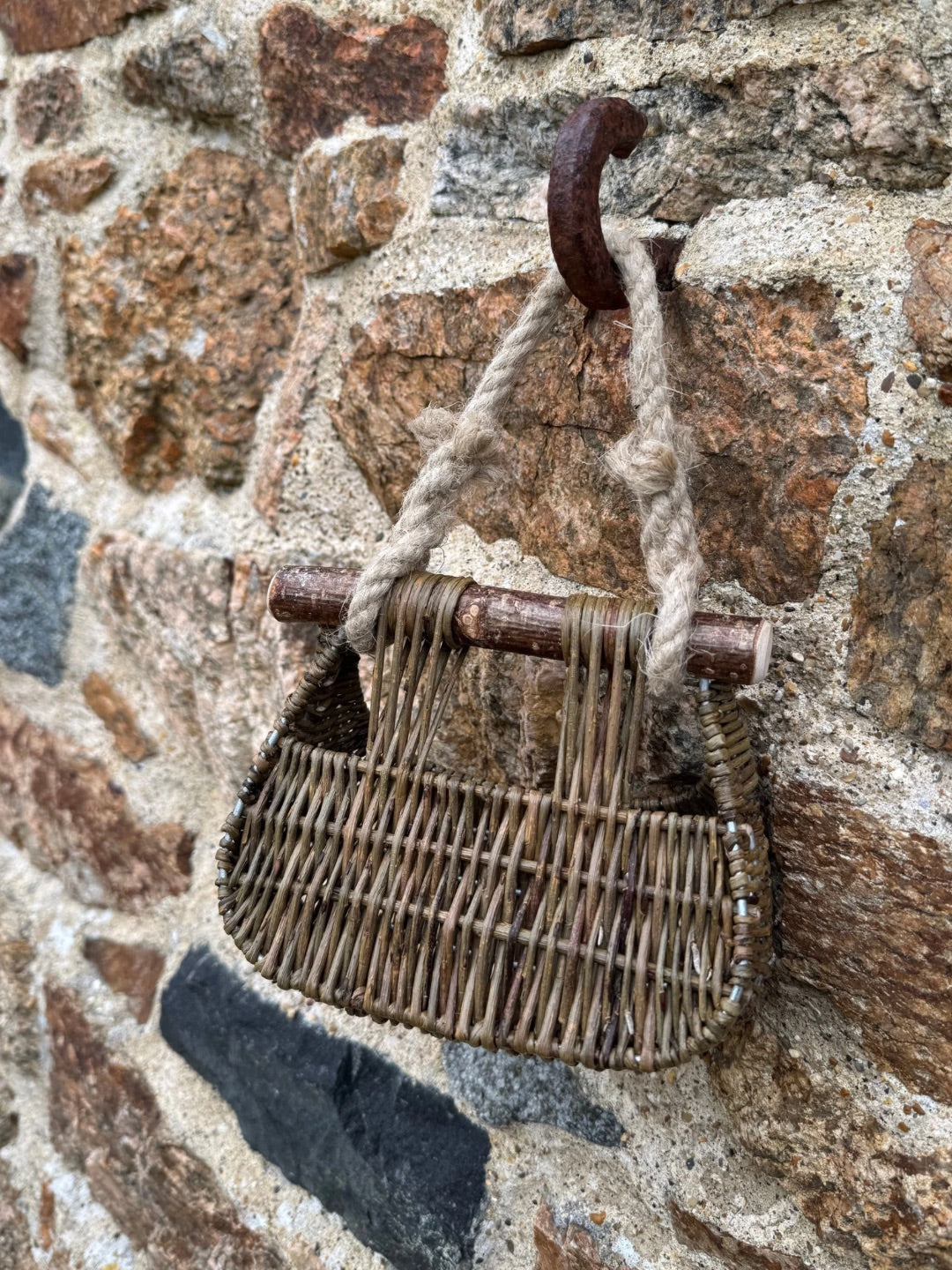 Mini Guernsey basket making workshop, at Meadow Stockbridge